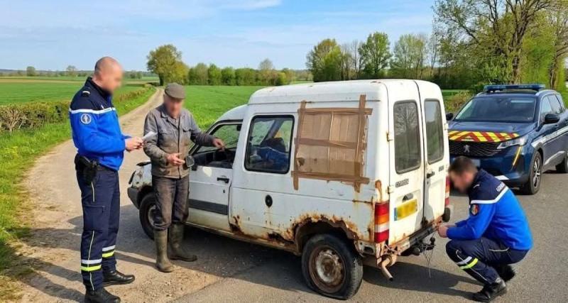 Personne ne s’attendait à ça : ce C15 très usé roulait sans contrôle technique depuis une décennie