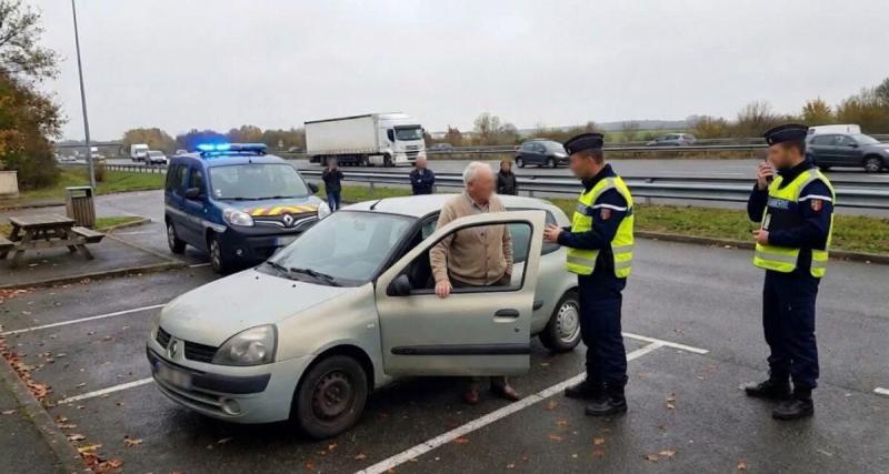 Flashé à 102 km/h dans une zone 30 : les policiers découvrent une autre surprise