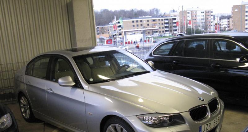 Il part 48 heures en voyage et retrouve sa BMW entièrement démontée sur un parking d’aéroport