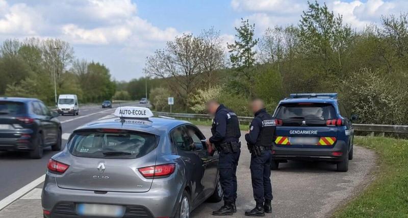 Le moniteur voulait montrer un contrôle routier à son élève… il s'est retrouvé lui-même positif à 1,1 g d'alcool