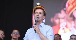 Lens : le maire Sylvain Robert décrète le 22 mai comme jour férié pour la ville