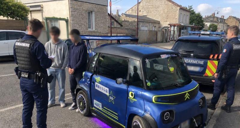 Une Citroën Ami débridée flashée à près de 100 km/h en ville avec deux ados de 14 et 15 ans à bord