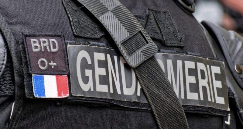 Un passager panique pendant le contrôle et trahit par son comportement, il finit devant le tribunal