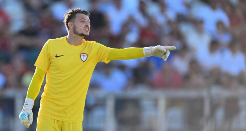 - Ligue 3 : Cannes prolonge un nouveau cadre, un historique quitte Le Puy