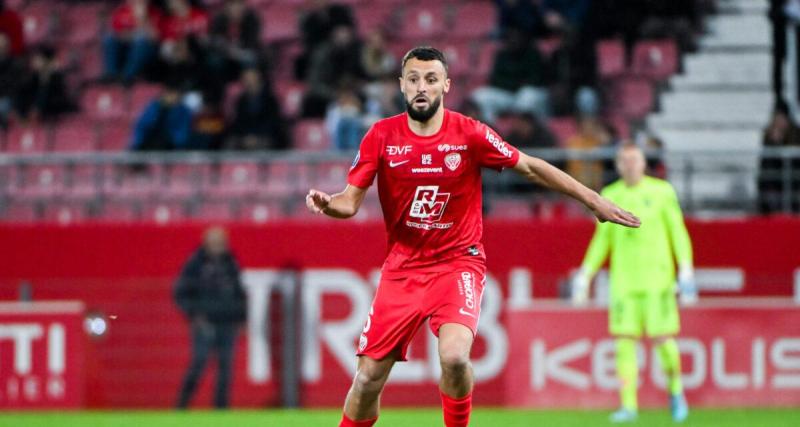  - Ligue 3 : un ancien de l'ASSE signe à Bourg-en-Bresse, un départ à Concarneau (off)