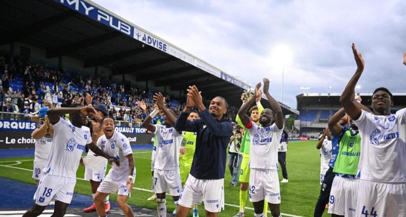  - Ligue 1 : l’OM proche d’accueillir deux jeunes joueurs, Auxerre confirme la signature d’un contrat professionnel