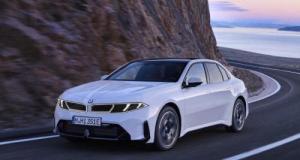 BMW anticipe les débuts de la nouvelle i3 électrique, qui est déjà un succès
