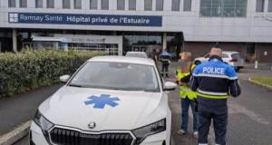 Opération surprise devant un hôpital : la police immobilise un véhicule sanitaire et dresse 4 PV en une seule journée