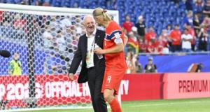 "C'était à moi d'apprendre d'eux" : Graham Arnold raconte son immersion au cœur du football irakien avant d'affronter la France