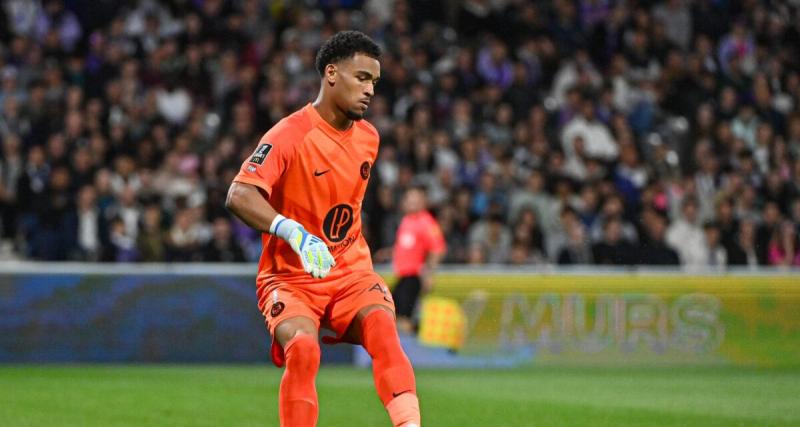  - Ligue 1 : première recrue pour Strasbourg, Toulouse fixe le prix de vente de son gardien Guillaume Restes