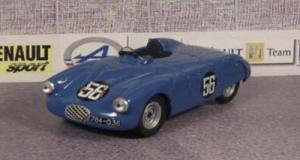 La Renault 4 CV victorieuse du Grand Prix de 1954 fait son grand retour