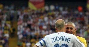"Il a le profil parfait" : Ronaldo adoube Zidane pour succéder à Deschamps sur le banc des Bleus