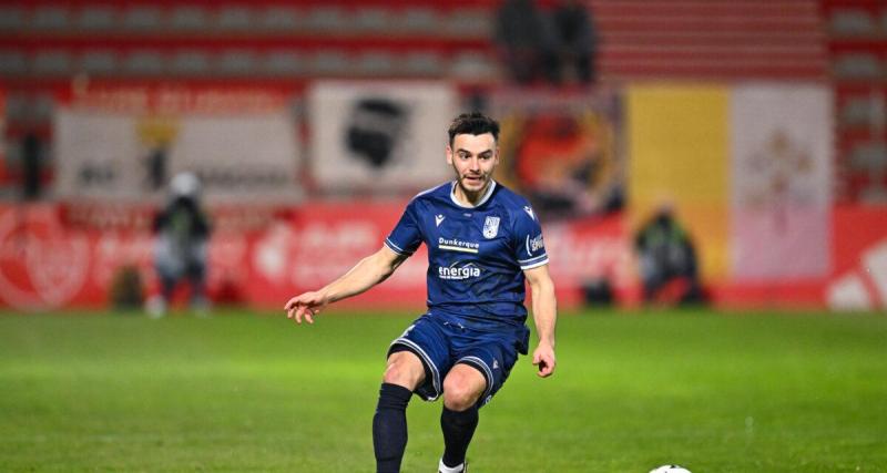  - Ligue 2 : un latéral droit va signer à Lorient, Pau-Rodez annulé en raison d'un problème technique