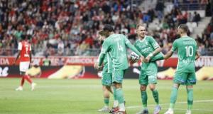 Mercato - ASSE : bonne nouvelle, un grand club frappe à la porte pour un indésirable
