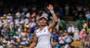 Wimbledon 2026 : Elena Rybakina avance à grande vitesse