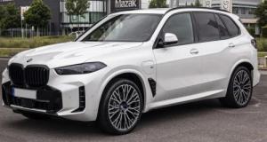 BMW X5 : des feux en forme de “X” qui font beaucoup parler