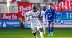 « Le football m’a tellement donné » : Gaël Kakuta annonce sa retraite à 35 ans