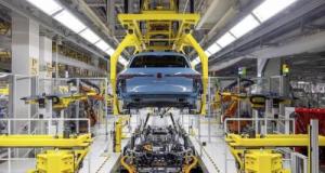 100 000 postes supprimés chez Volkswagen, les salariés partent en guerre !
