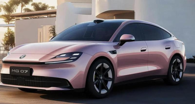 Accusée de copier Porsche, MG écourte la présentation de sa nouvelle berline électrique