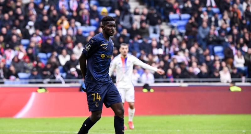  - Ligue 2 : Reims prépare un départ, Rodez officialise la fin de l'aventure d'Alexis Trouillet, Saint-Étienne renforce son attaque avec Thierno Ballo