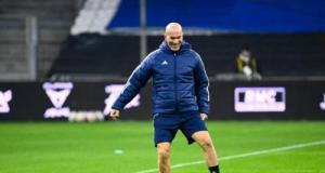 Équipe de France : la FFF prendra son temps avant d’officialiser Zidane, qui a prévu un staff élargi