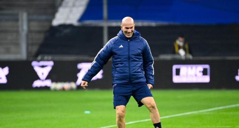 Équipe de France : la FFF prendra son temps avant d’officialiser Zidane, qui a prévu un staff élargi