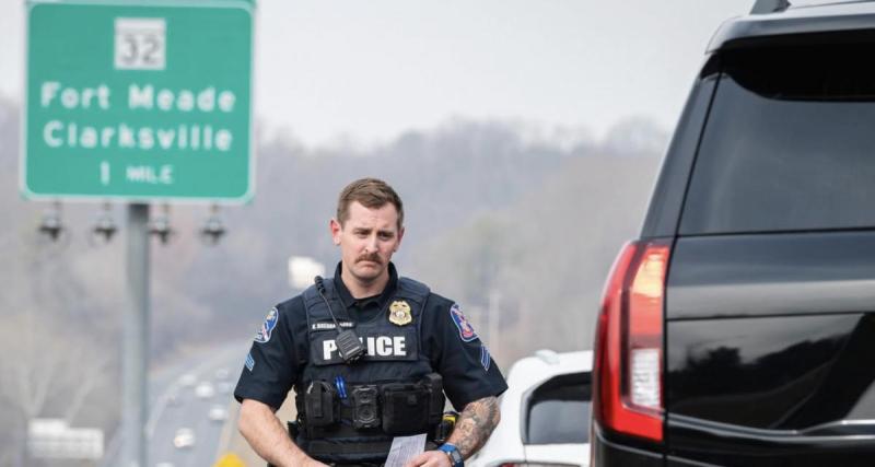 Il signale le vol de sa voiture à la police… et finit arrêté pour un cambriolage