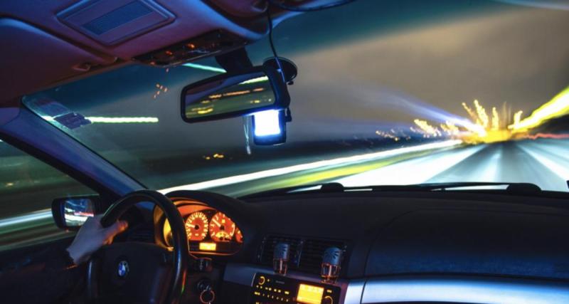 Respecter les limitations de vitesse pourrait faire économiser des millions de litres de carburant chaque jour