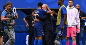 France - Angleterre : Deschamps avoue avoir pleuré et rend un hommage poignant à Mbappé