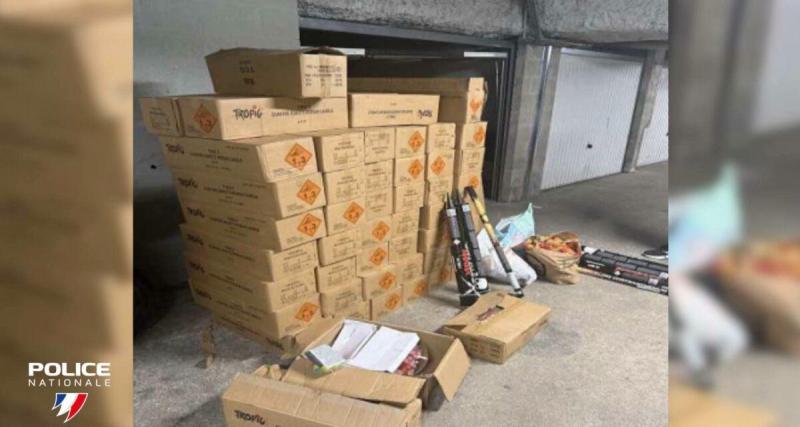 Un contrôle routier révèle plus de 2 000 mortiers d'artifice cachés dans un box secret