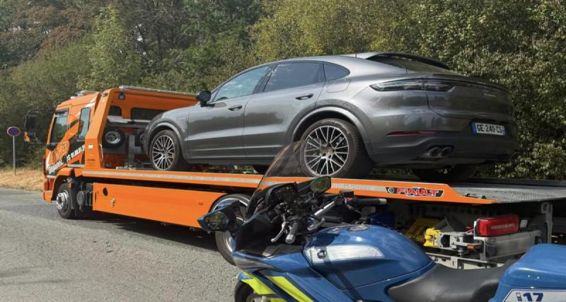  - Flashé à près de 160 km/h, le conducteur d'un Porsche Cayenne perd son permis : « La route n'est pas un circuit »