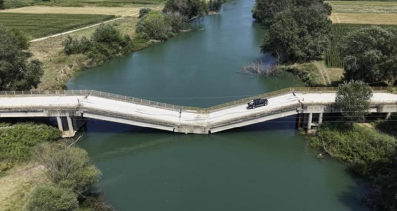  - Malgré sa chute depuis plusieurs années, ce pont très emprunté continue d’être proposé par les GPS
