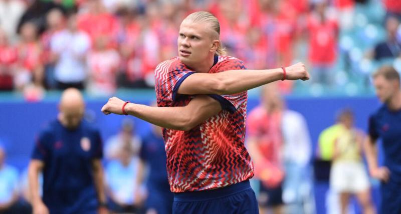  - Haaland fait le show et reproduit la célébration "Viking Row" ... au mariage de Donnarumma