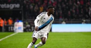 Ligue 1 : Alimami Gory quitte le PFC pour l'Arabie Saoudite, le PSG cherche un défenseur polyvalent