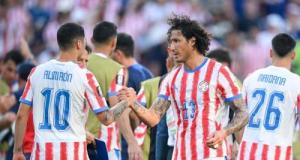 "Les Français n'aimaient pas les contacts": un défenseur paraguayen pique les Bleus après la Coupe du monde 2026