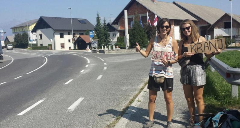  - Il part de Metz en auto-stop jusqu’en Ardèche avec sa grand-mère de 93 ans