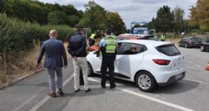 21 infractions en 2h sur l'A16 : excès de vitesse, pneus lisses, sans assurance… le bilan implacable d'un contrôle surprise de la Gendarmerie