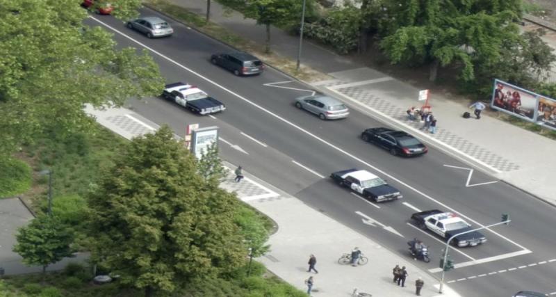 Il brandit un pistolet par la fenêtre de sa voiture : déjà sous contrôle judiciaire, il est interpellé