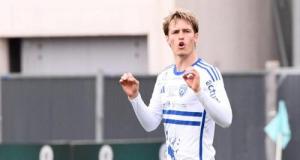 Ligue 2 : Tom Ducrocq rejoint officiellement Guingamp, Pau accueille un joueur du Paris FC, Rodez recrute un latéral