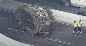 Un four industriel de 15 tonnes tombe d'un camion sur une autoroute : le trafic paralysé près de Dallas