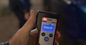 Elle percute une voiture, prend la fuite à 62 ans… et se fait rattraper par la police avec 1,28 g d'alcool dans le sang