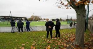 Foot amateur : une trentaine de caravanes s'installent sur un ancien terrain de football