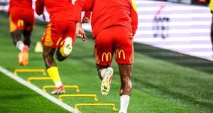 Ligue 1 : Lens recrute un défenseur pour son groupe Élite, l'OM va changer d'équipementier