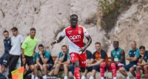 Ligue 1 : l'OM déroule en amical, Monaco blinde Pape Cabral, Auxerre sollicité pour Mandengue