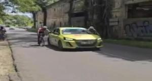 Deux cyclistes exclus du Tour de Guadeloupe après s'être accrochés à une voiture en pleine étape