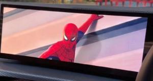 BMW fait la pub de Spider-man dans ses voitures, les usagers s'énervent