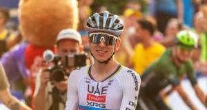 Cyclisme : Tadej Pogačar prépare un exploit qui ferait date