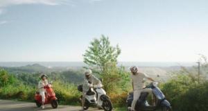 Agacé par le bruit de leurs scooters, il prend sa voiture pour traquer des ados, lance un parpaing et brandit un pistolet : un excès de colère qui lui offre 2 ans de prison