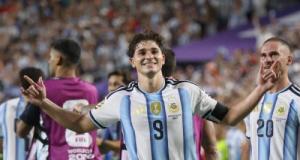 Mercato : jour J pour Julián Álvarez, l'Atlético envoie un message clair au Barça !