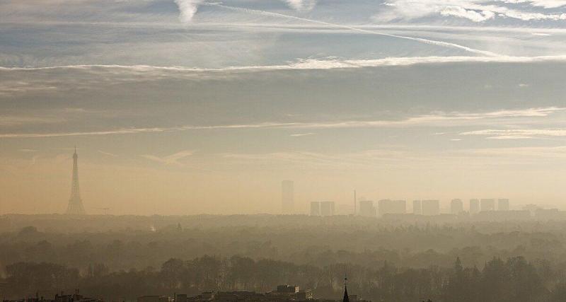  - La pollution à Paris force l'Île-de-France à restreindre la circulation avec effet immédiat